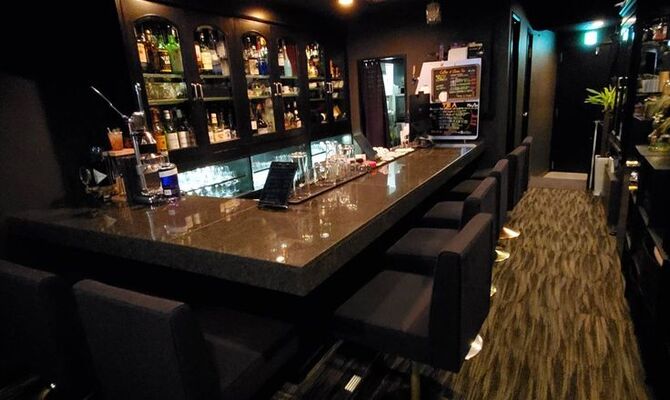 bar