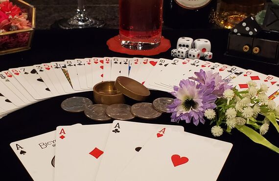 三宮のバーで評判の楽しいお店はHEAIRT！