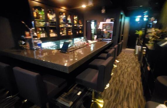 三宮のバーでぐるなびに載っていない隠れ家バーはHEAIRTです！